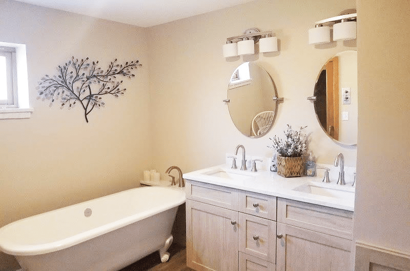 Bathroom design by Country Cabinets